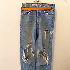 ZARA Boyfriend Ripped Jeans